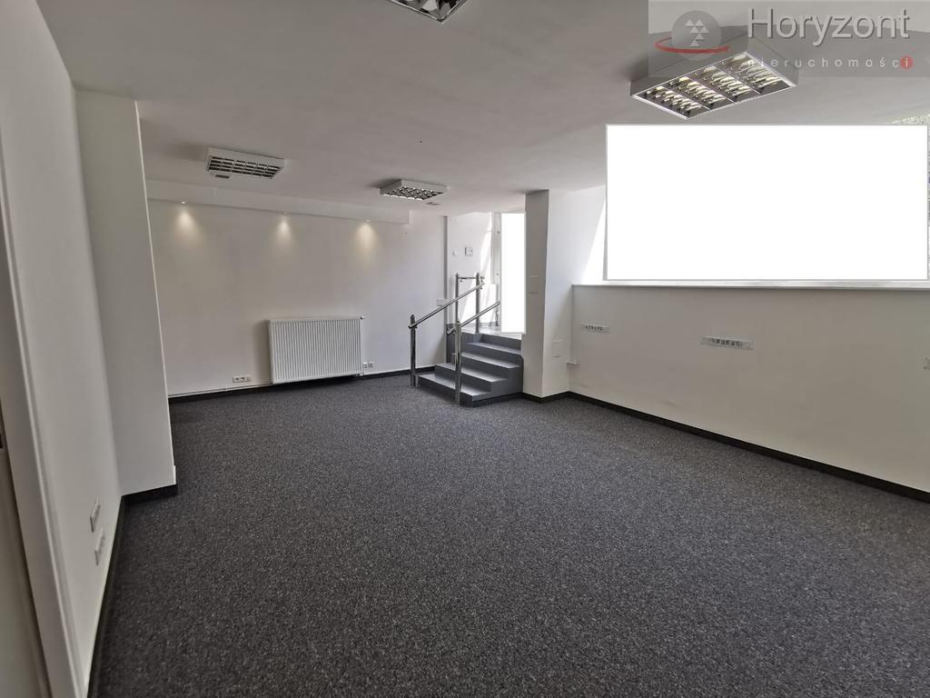 Lokal 240m2 - ścisłe Centrum, super cena! (9)