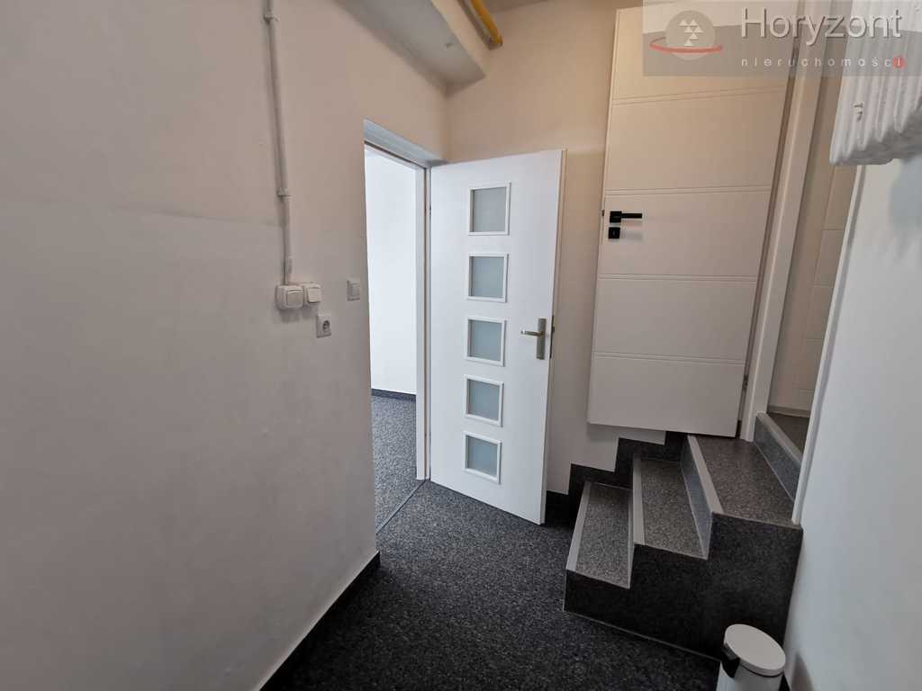 Lokal 240m2 - ścisłe Centrum, super cena! (16)