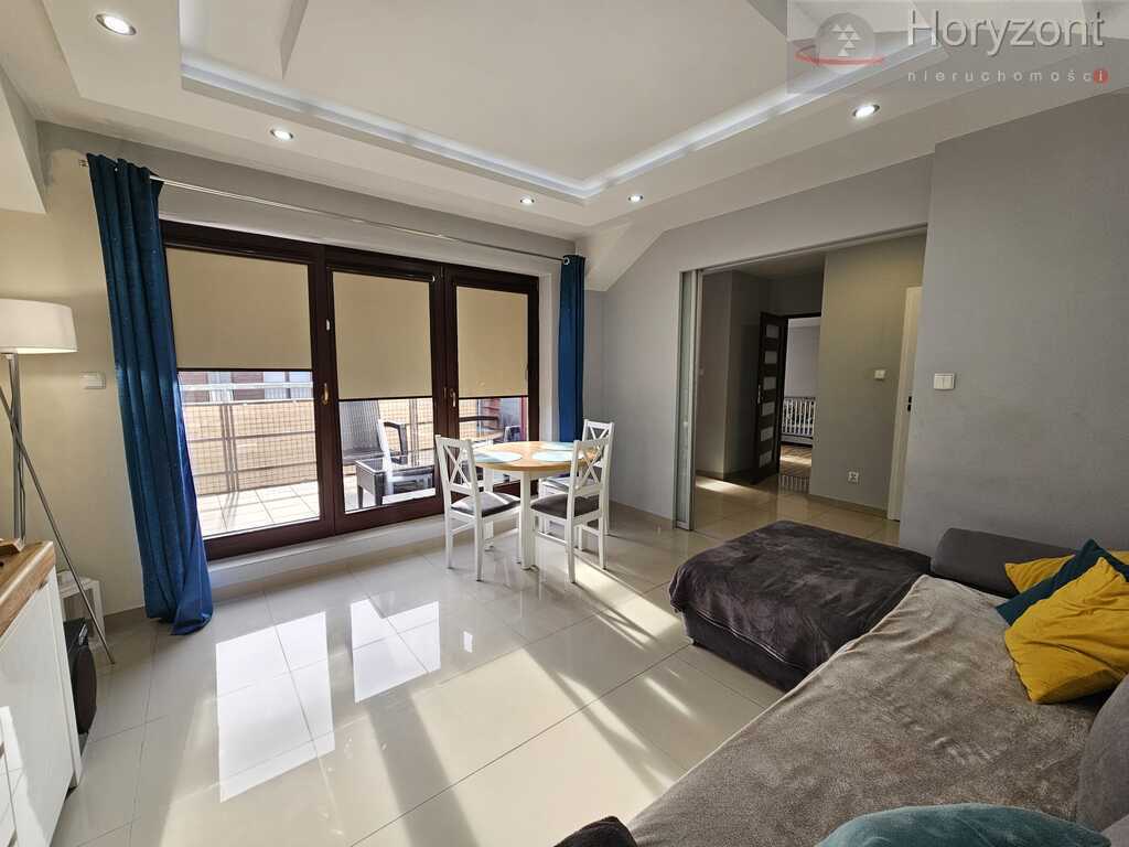 2pok. 46m2, taras, 2012r. winda - Warszewo (2)