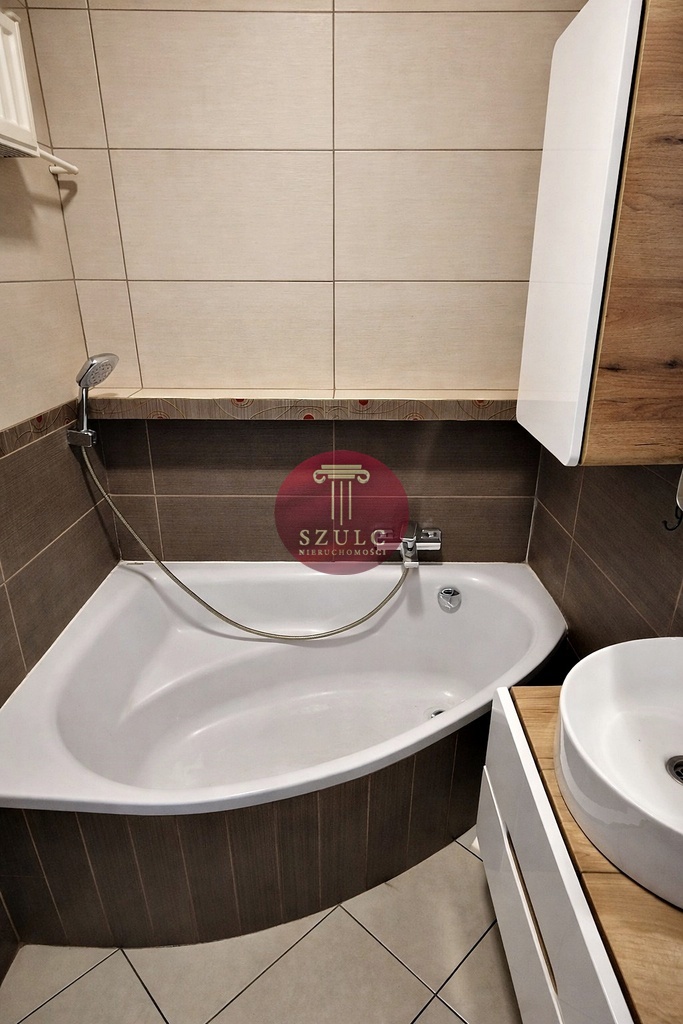 3 pok. z  balkonem, ul. Metalowa, 1 piętro (8)