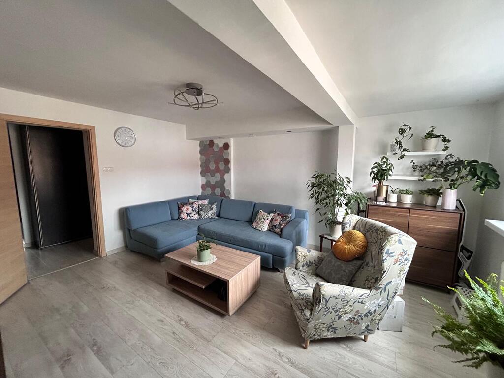 Komfortowe 3 pokoje, ogrzewanie miejskie. (2)
