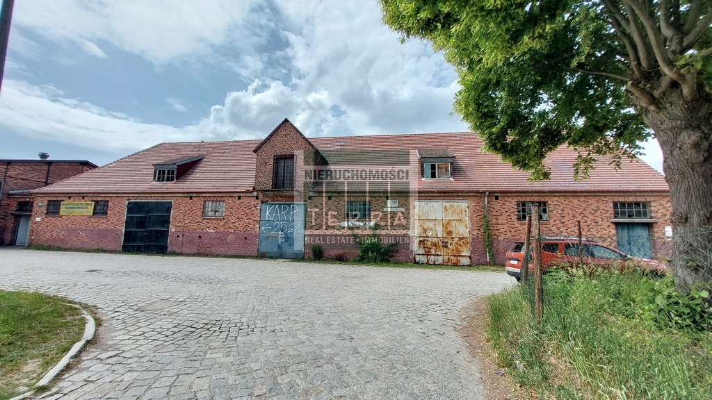 Obiekt komercyjny w centrum! (15)