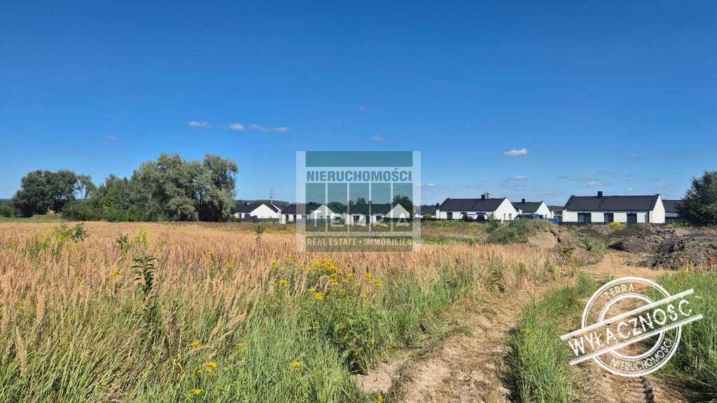 Działka pod Twój nowy dom. (2)