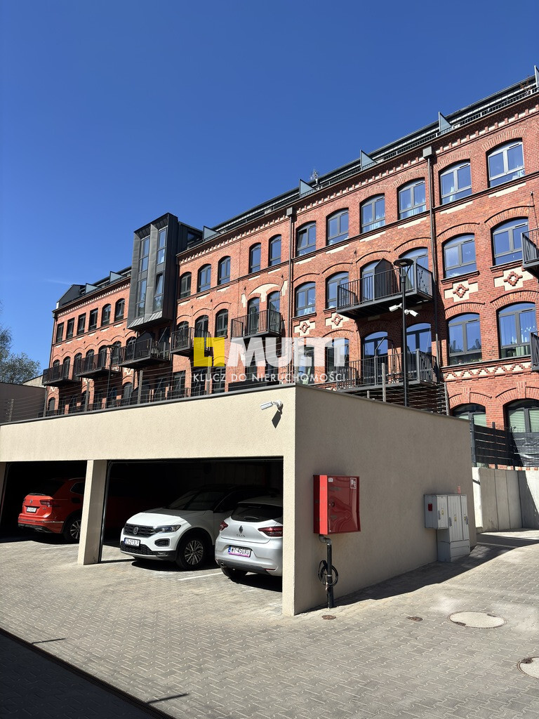 Loft 42 m2 - 2 pok. garaż, winda i piwnica. (1)