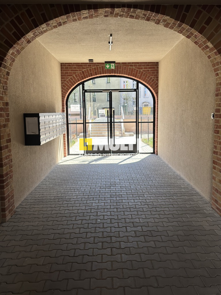 Loft 42 m2 - 2 pok. garaż, winda i piwnica. (15)