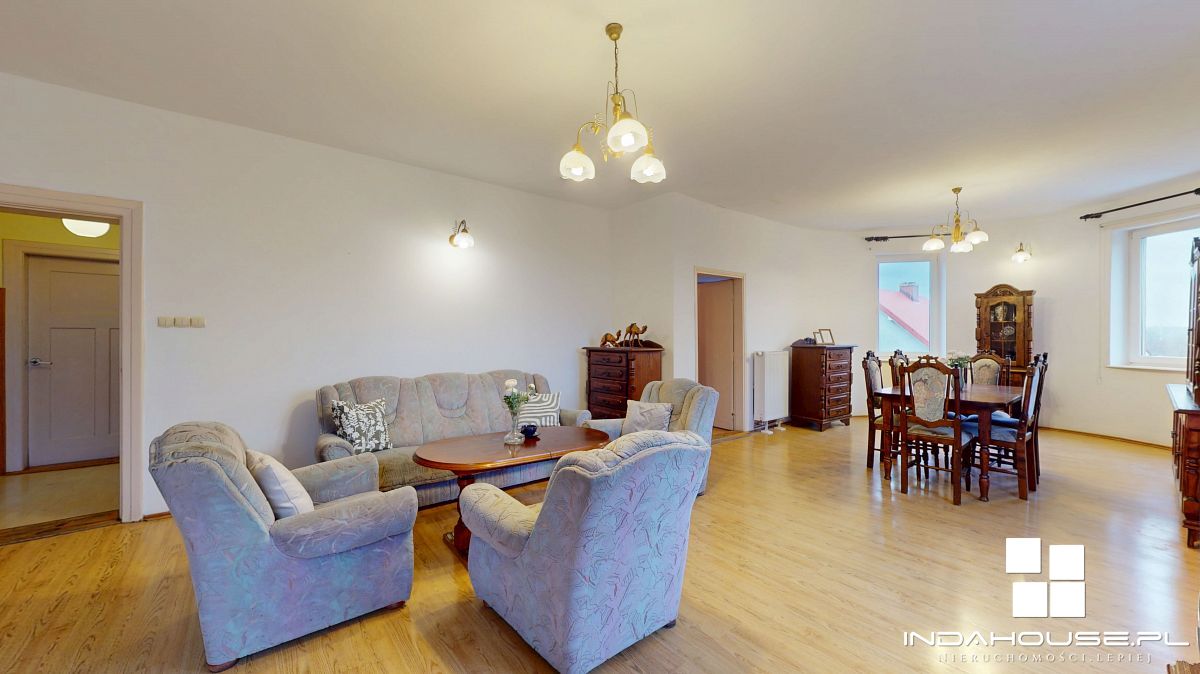 Duże mieszkanie (piętro domu)  w Bobolicach z możl (3)