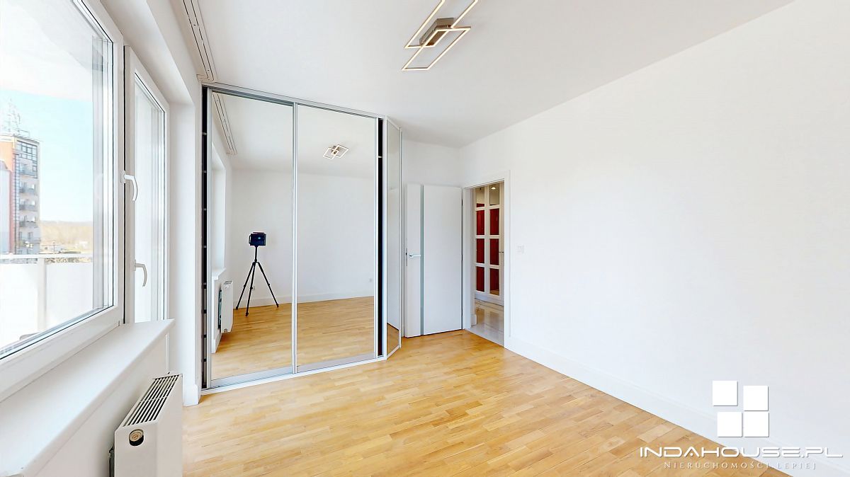 Nowy, 3 pokojowy apartament. Najem okazjonalny. (13)