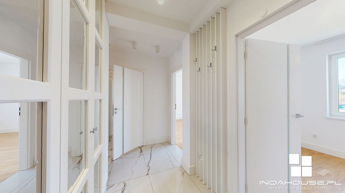 Nowy, 3 pokojowy apartament. Najem okazjonalny. (17)