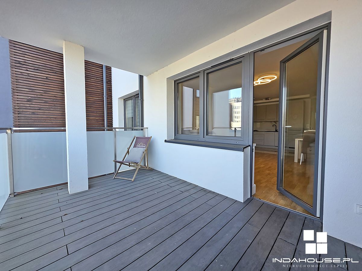 Nowy, 3 pokojowy apartament. Najem okazjonalny. (5)