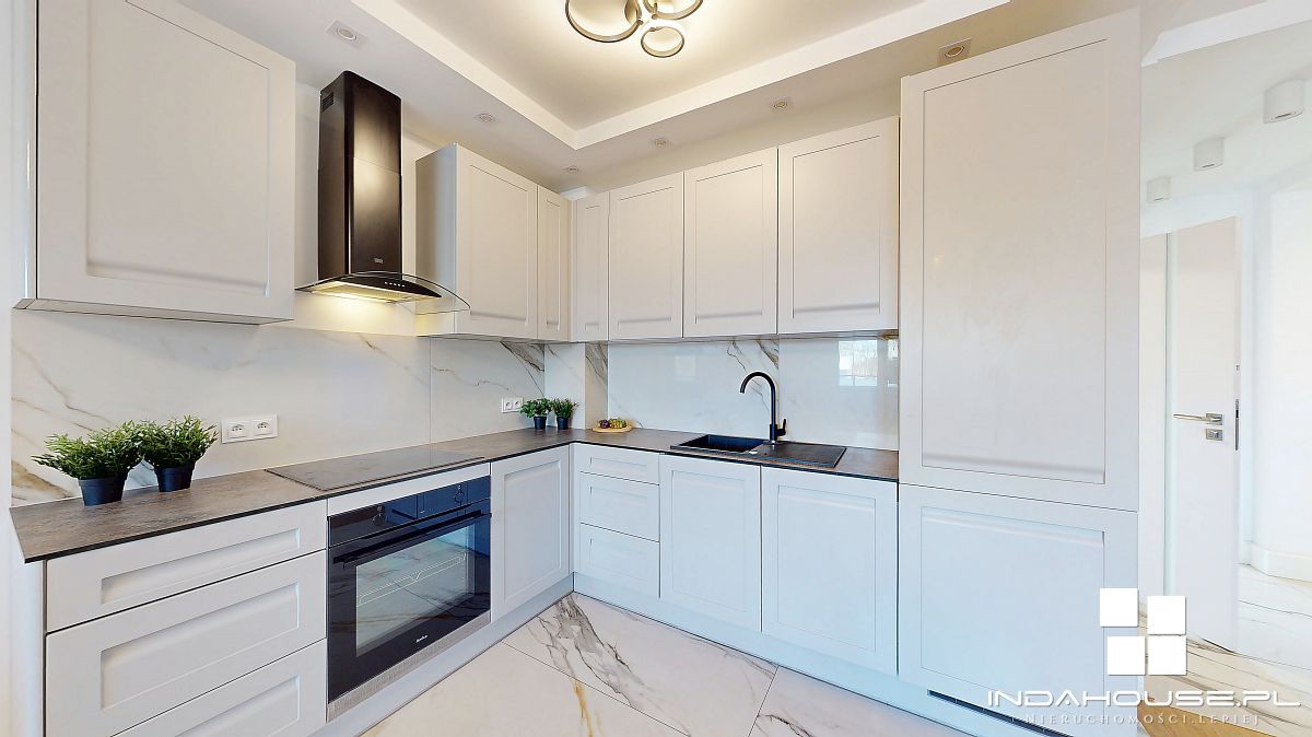 Nowy, 3 pokojowy apartament. Najem okazjonalny. (8)