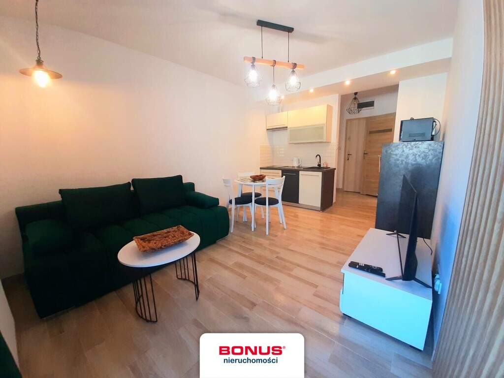 Kawalerka, balkon, miejsce postojowe, winda (1)