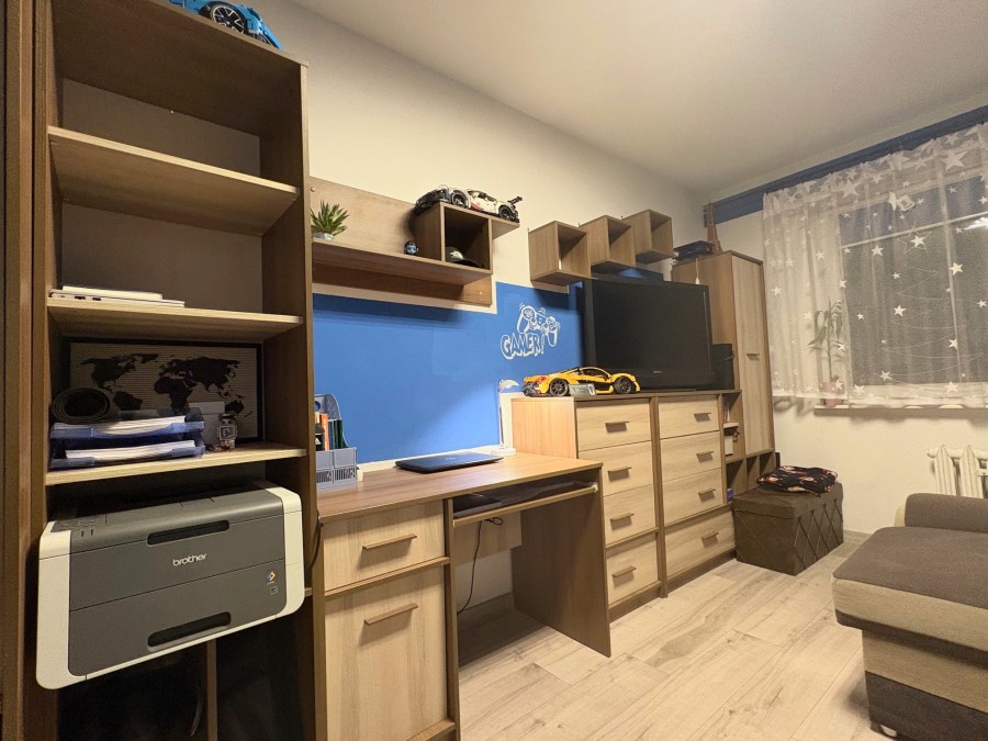 3 pokoje, centrum miasta - balkon. (7)