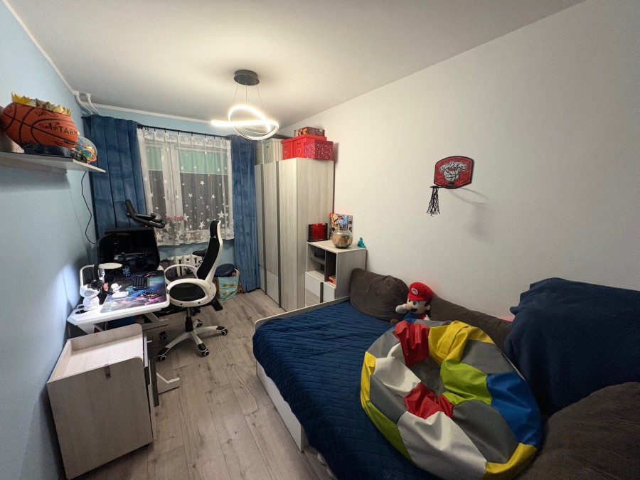 3 pokoje, centrum miasta - balkon. (9)