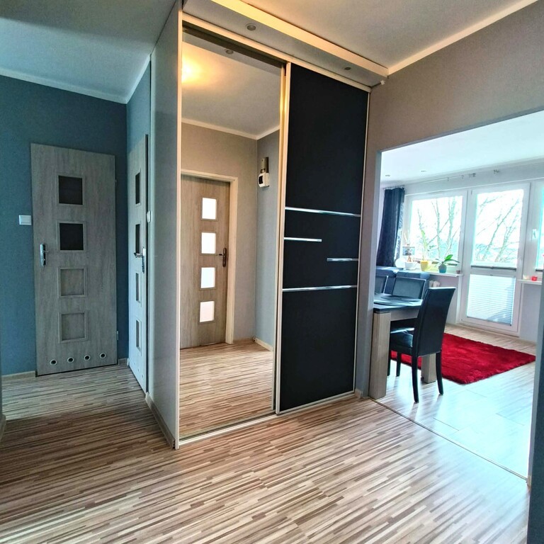 Zdroje, 4-pokojowe mieszkanie na sprzedaż. (13)