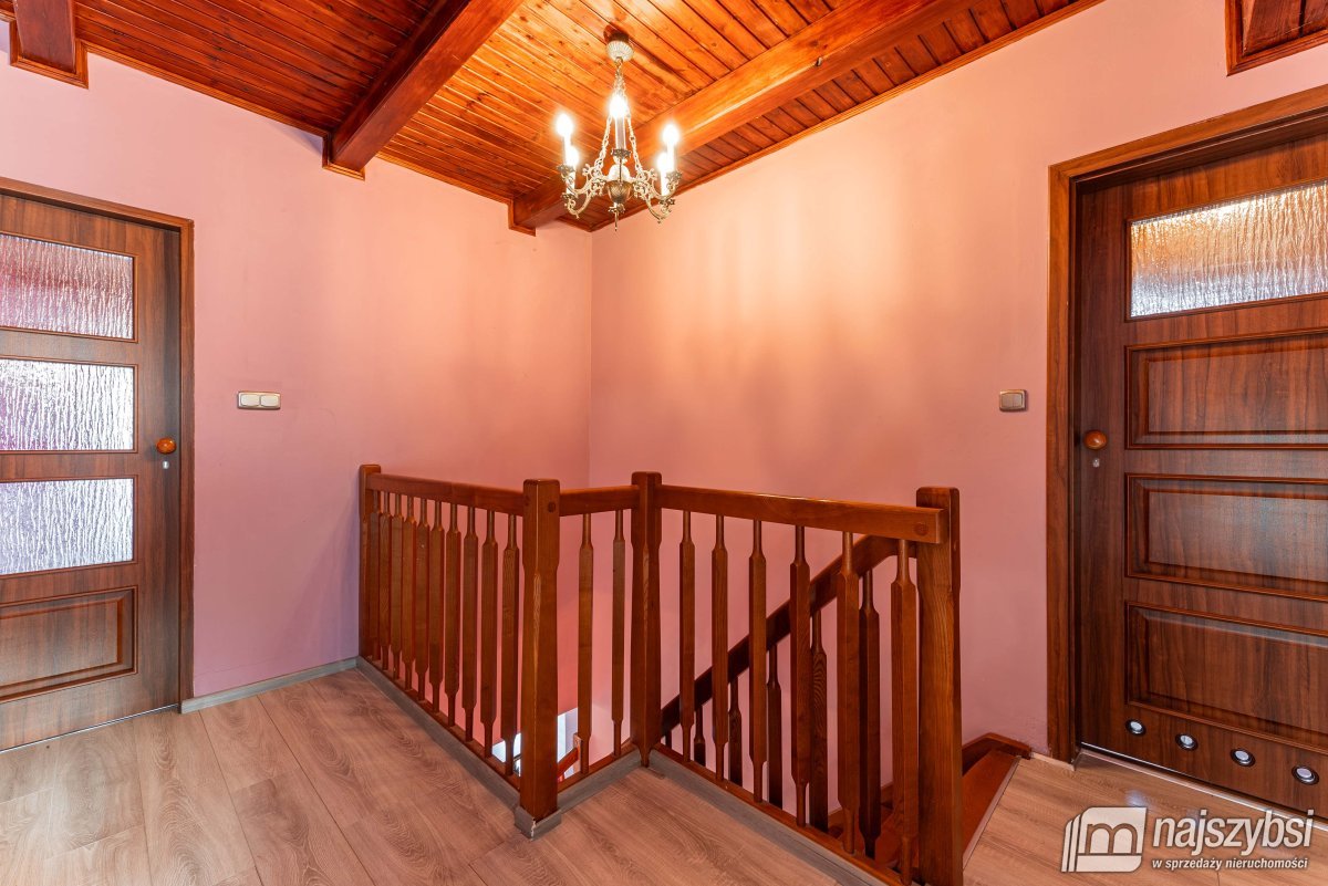 Karnice-dom wolnostojący gotowy do zamieszkania (22)