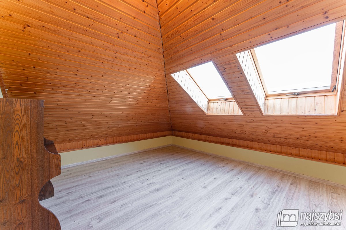 Karnice-dom wolnostojący gotowy do zamieszkania (32)