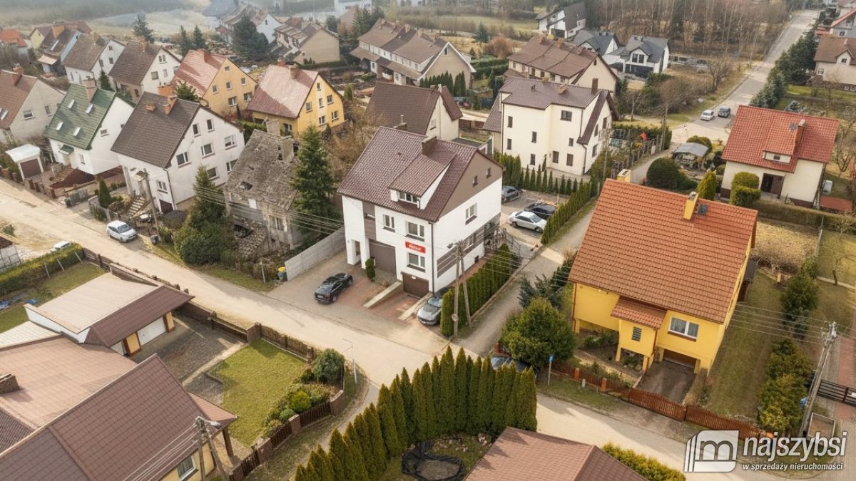 CHOSZCZNO - Gabinety lekarskie i mieszkanie  (26)