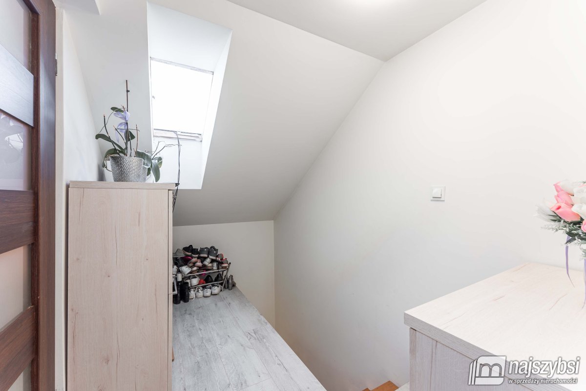 Jeżyce-dom wolnostojący 72m2+garaż 32m2 k. Darłowa (17)