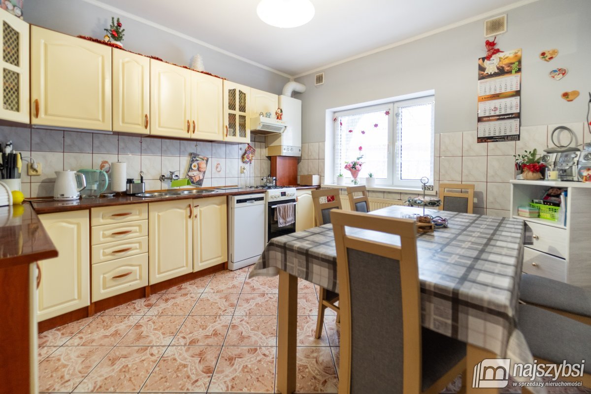 Chociwel - przestronne mieszkanie 4 pokojowe (4)