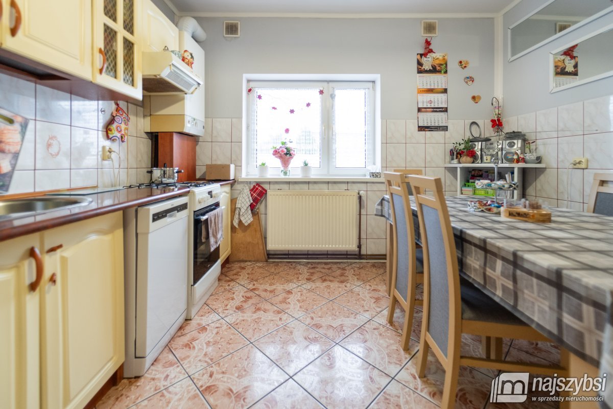 Chociwel - przestronne mieszkanie 4 pokojowe (5)