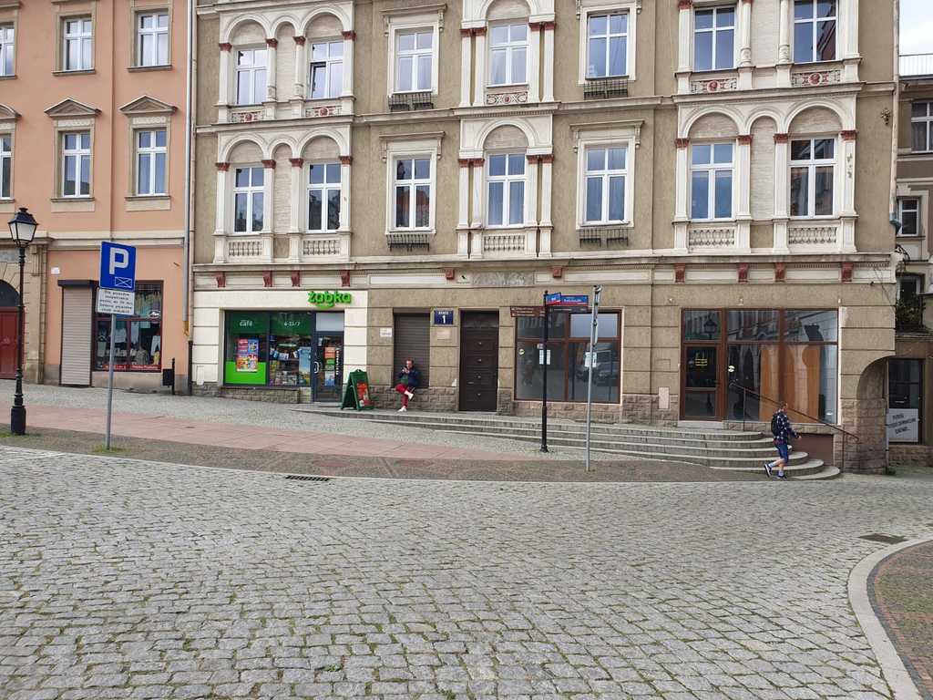 Lokal na Rynku po remoncie! (2)