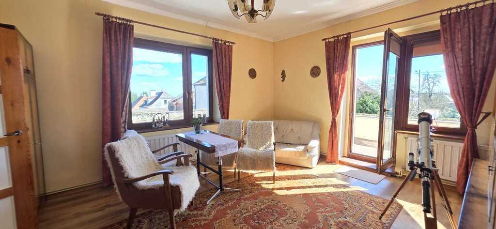 Kupujesz mieszkanie, mieszkasz w domu z ogrodem. (1)