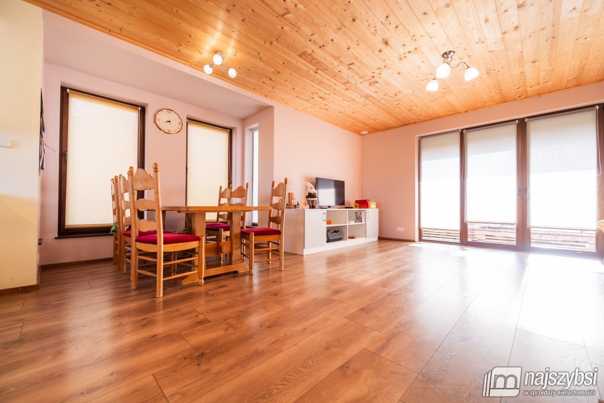 LIPIANY - Przywodzie - dom niedaleko jeziora Chłop (11)