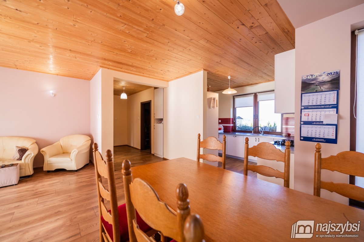 LIPIANY - Przywodzie - dom niedaleko jeziora Chłop (12)