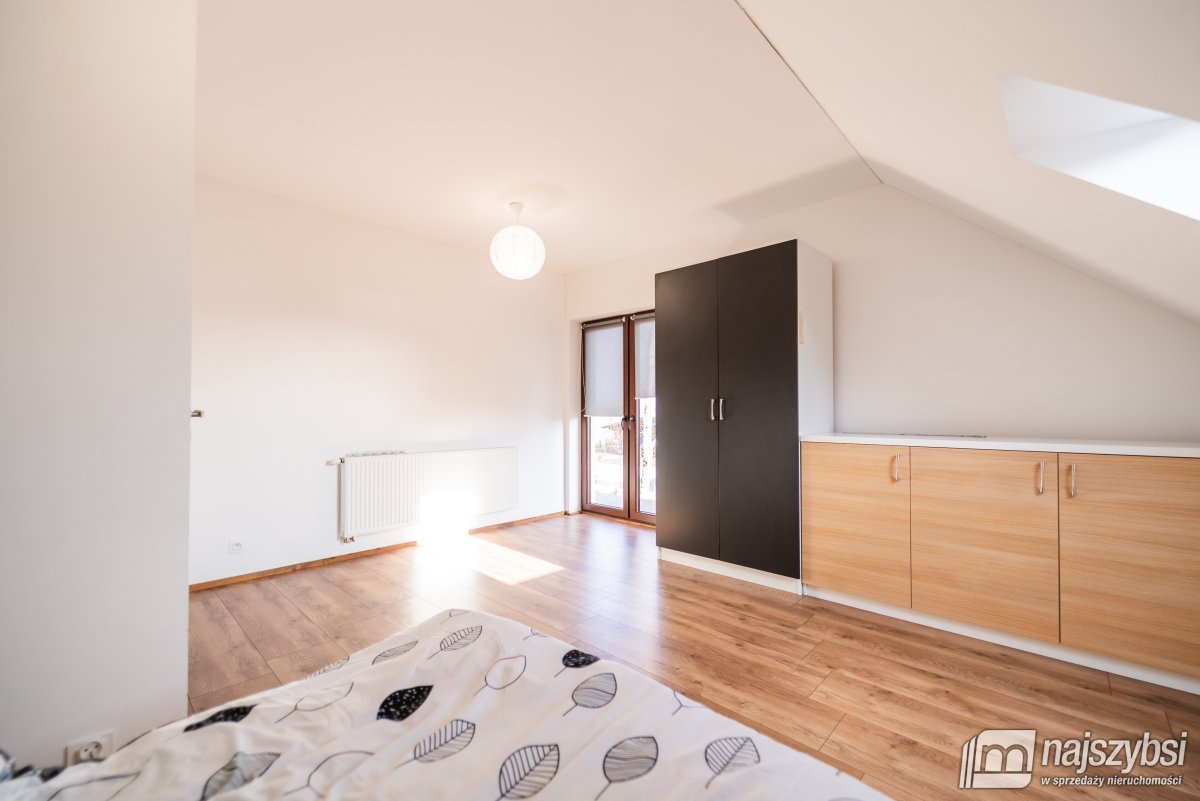 LIPIANY - Przywodzie - dom niedaleko jeziora Chłop (21)