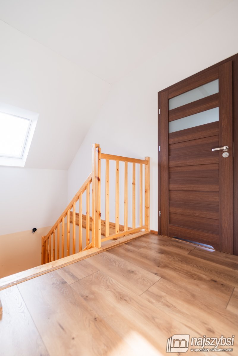 LIPIANY - Przywodzie - dom niedaleko jeziora Chłop (29)