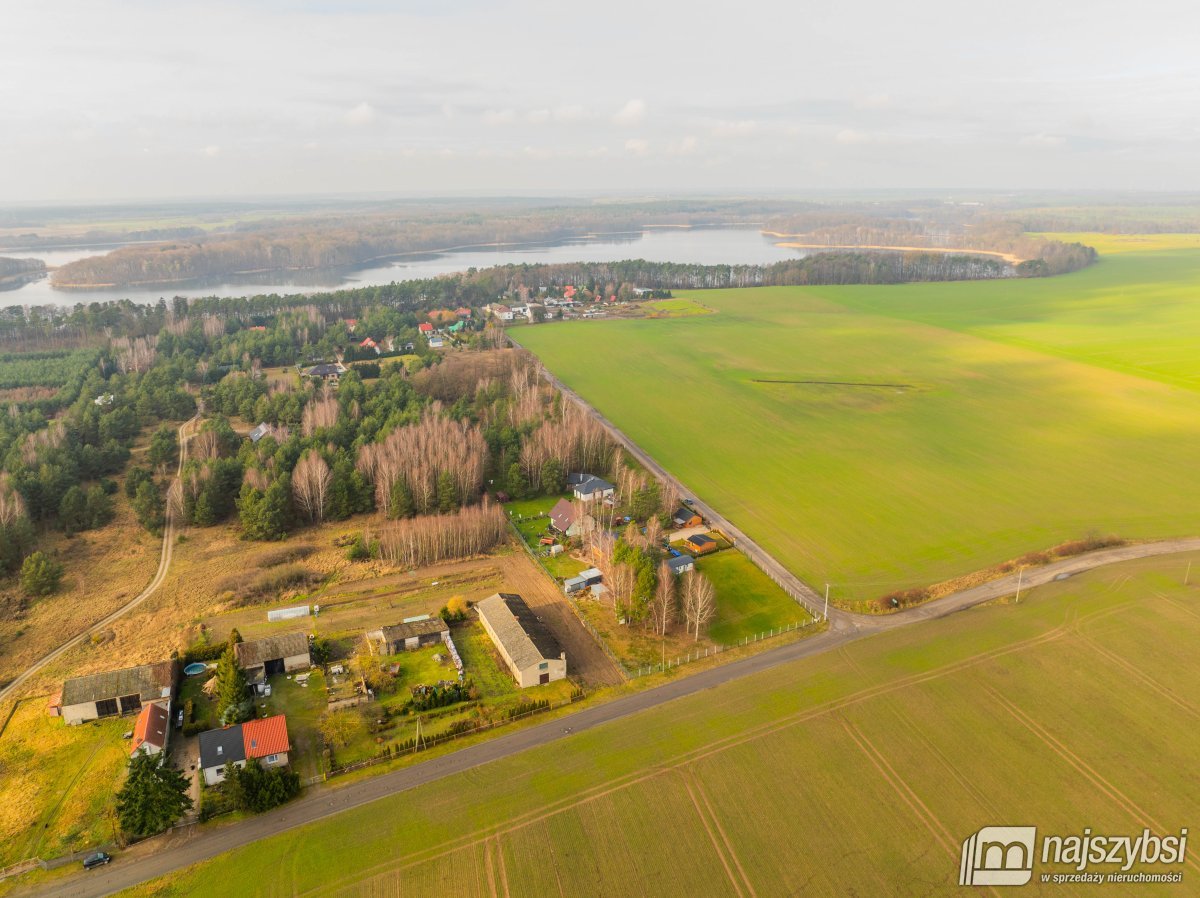 LIPIANY - Przywodzie - dom niedaleko jeziora Chłop (3)