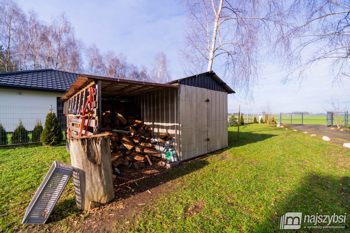 LIPIANY - Przywodzie - dom niedaleko jeziora Chłop (31)