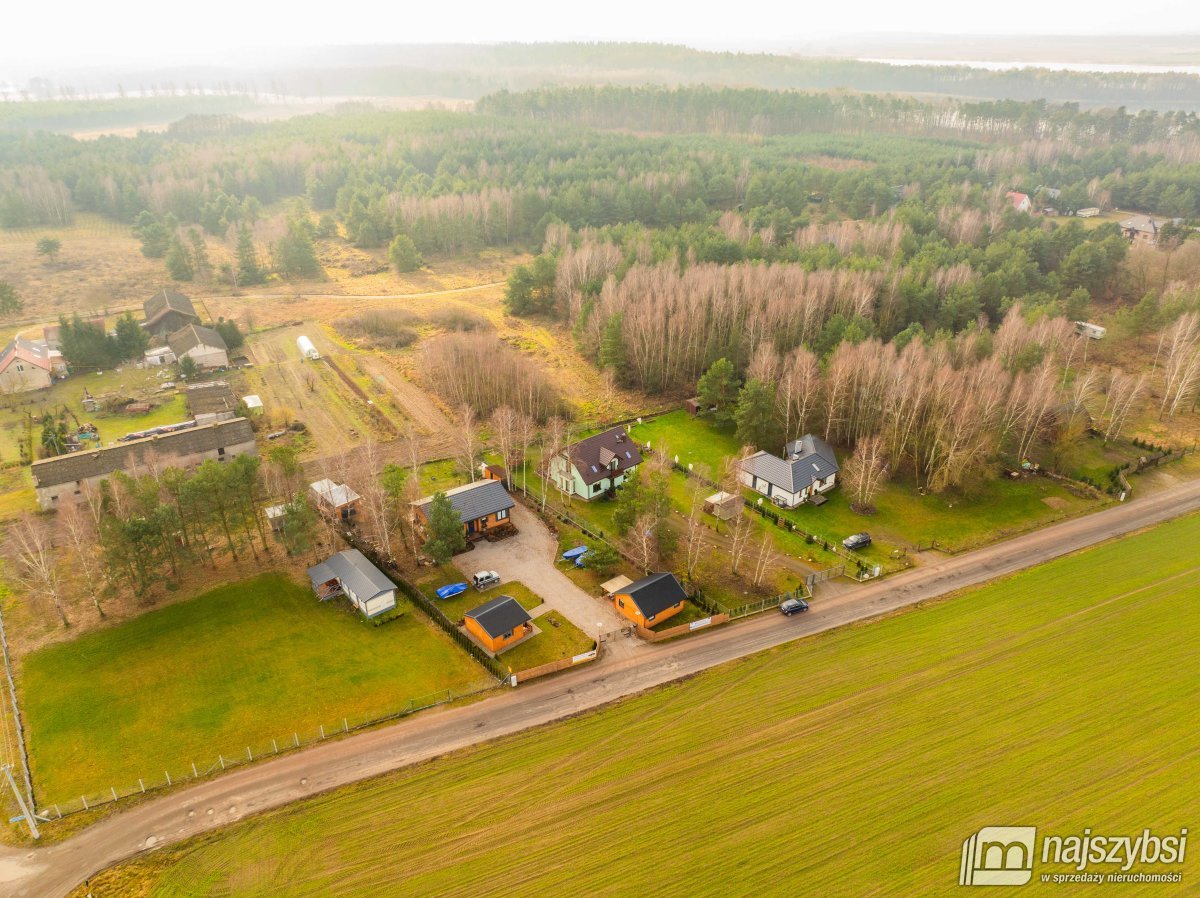 LIPIANY - Przywodzie - dom niedaleko jeziora Chłop (33)