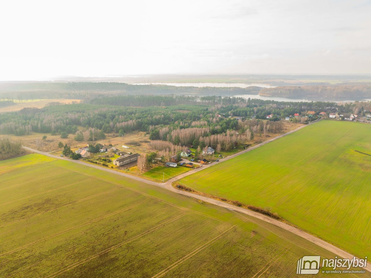 LIPIANY - Przywodzie - dom niedaleko jeziora Chłop (5)