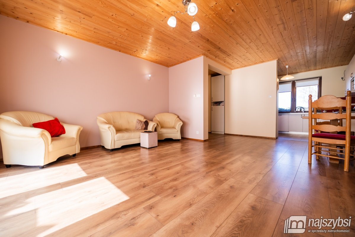 LIPIANY - Przywodzie - dom niedaleko jeziora Chłop (9)