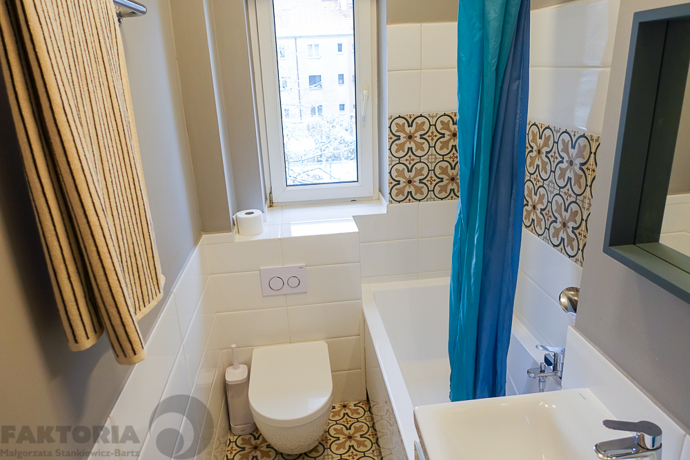 Pogodno 3 pokoje, I p. 2600+470+gaz+en. el. (17)