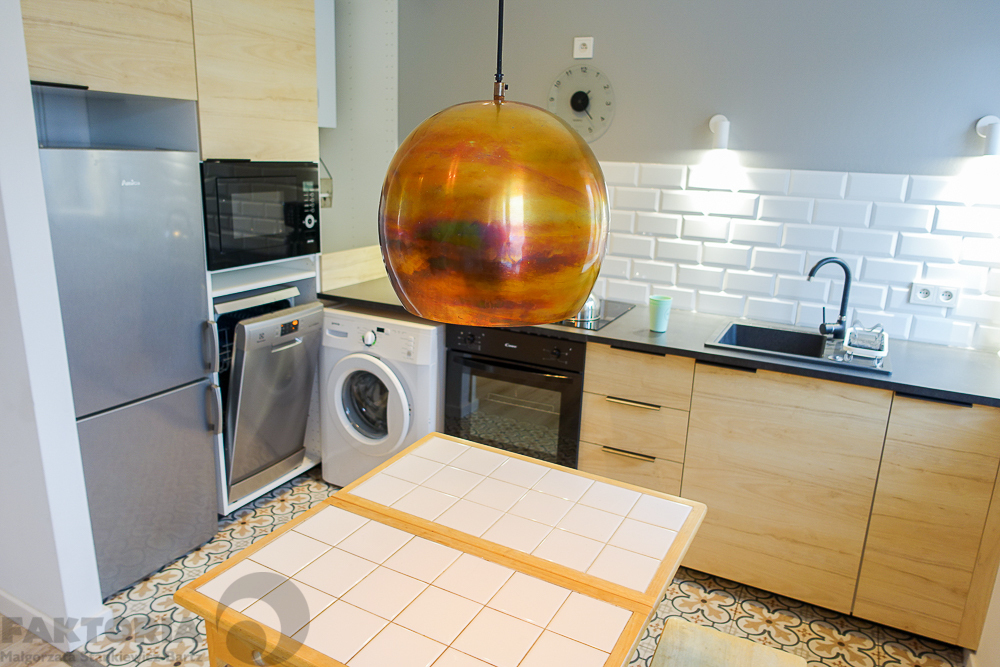 Pogodno 3 pokoje, I p. 2600+470+gaz+en. el. (2)