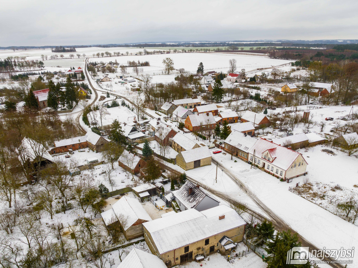 Sicko - dom z budynkami gospodarczymi (4)