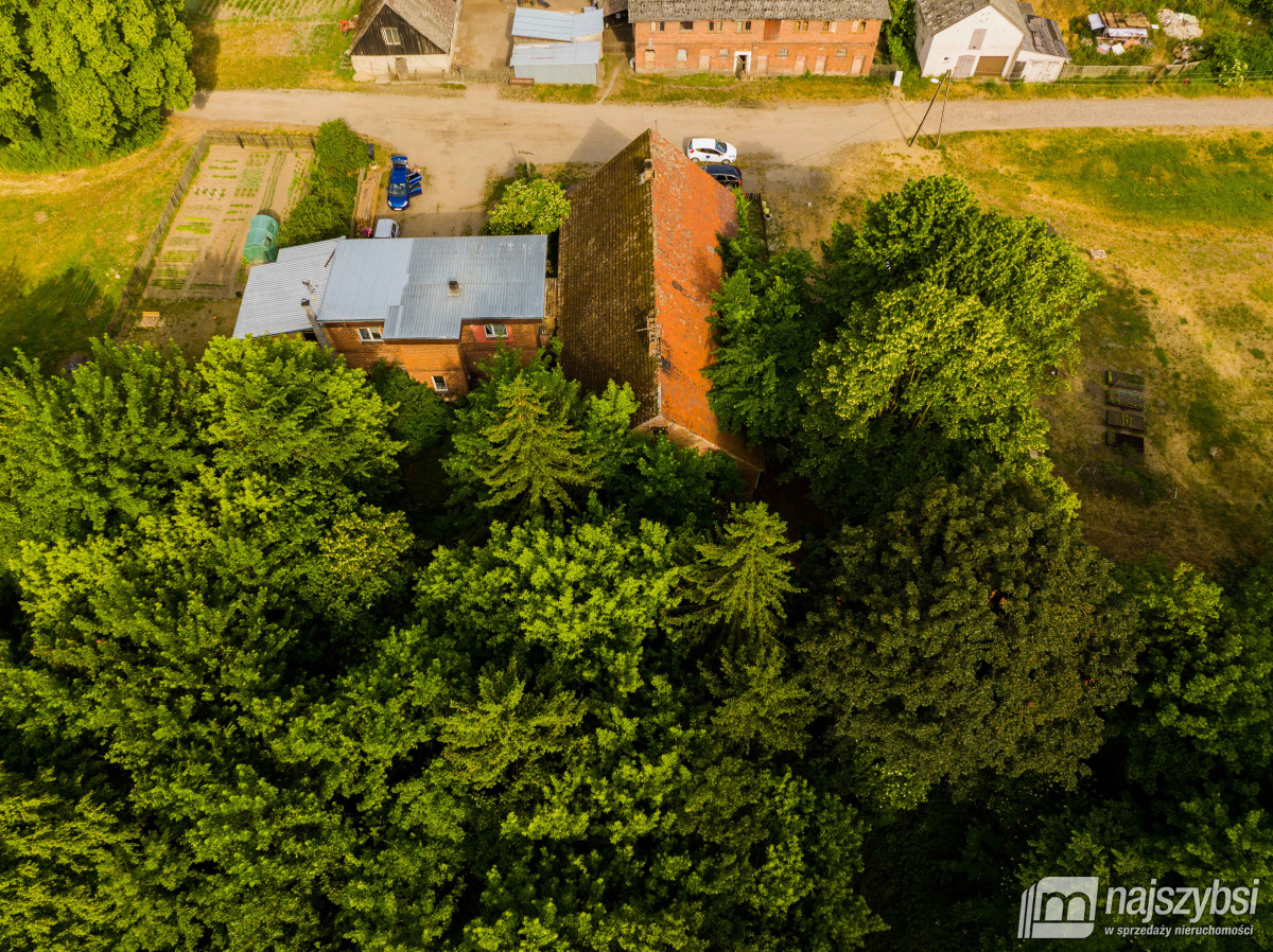 DOBRZANY - obrzeża, skrajny szeregowiec  (3)
