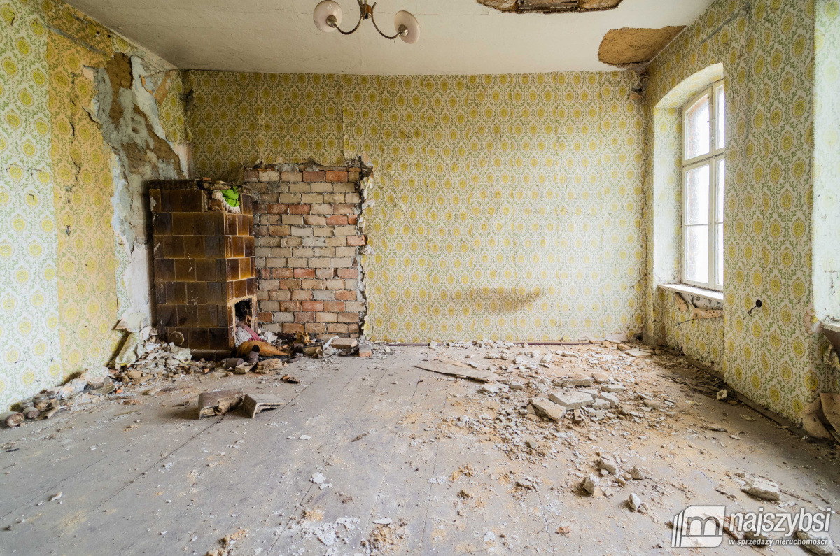 DOBRZANY - obrzeża, skrajny szeregowiec  (7)