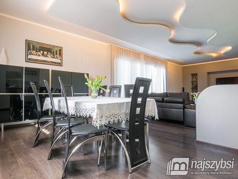 Przestronny dom 529 m2 w  Stargardzie. (12)