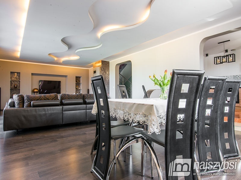 Przestronny dom 529 m2 w  Stargardzie. (13)