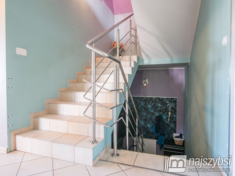 Przestronny dom 529 m2 w  Stargardzie. (16)