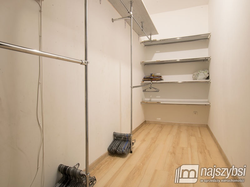 Przestronny dom 529 m2 w  Stargardzie. (7)