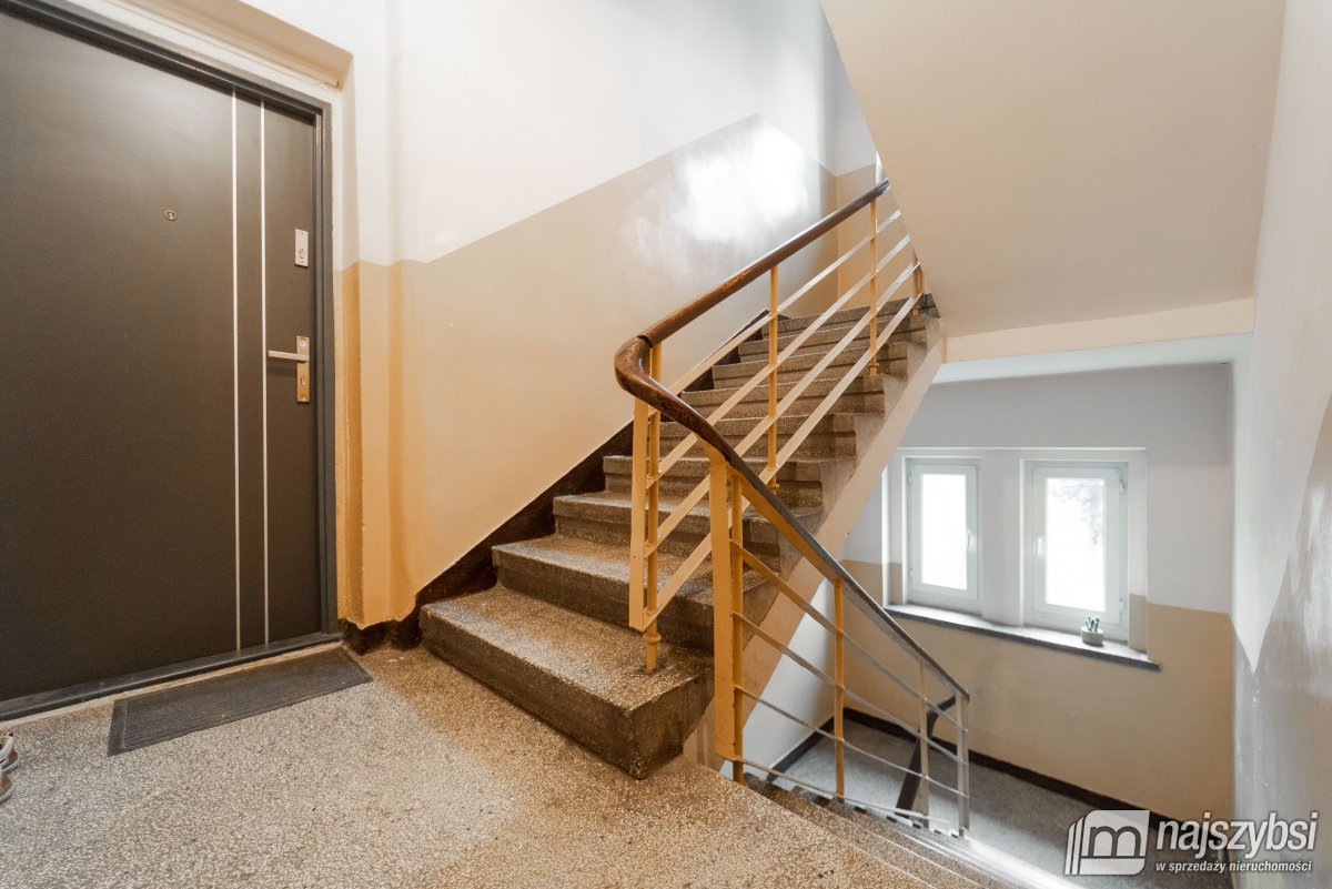 Stargard- 2 pokoje, 1 piętro - po remoncie (16)