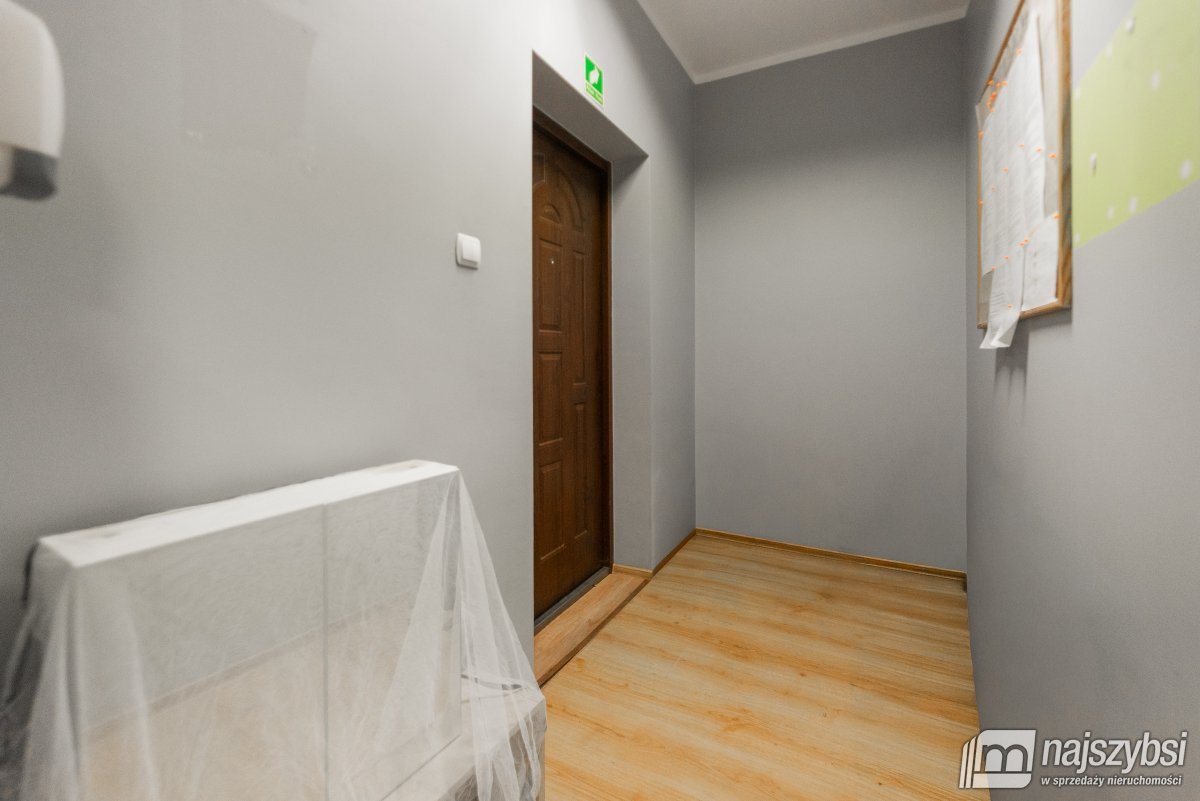 DOLICE - Piękny dom wolnostojący 260m2 + ogródek (15)