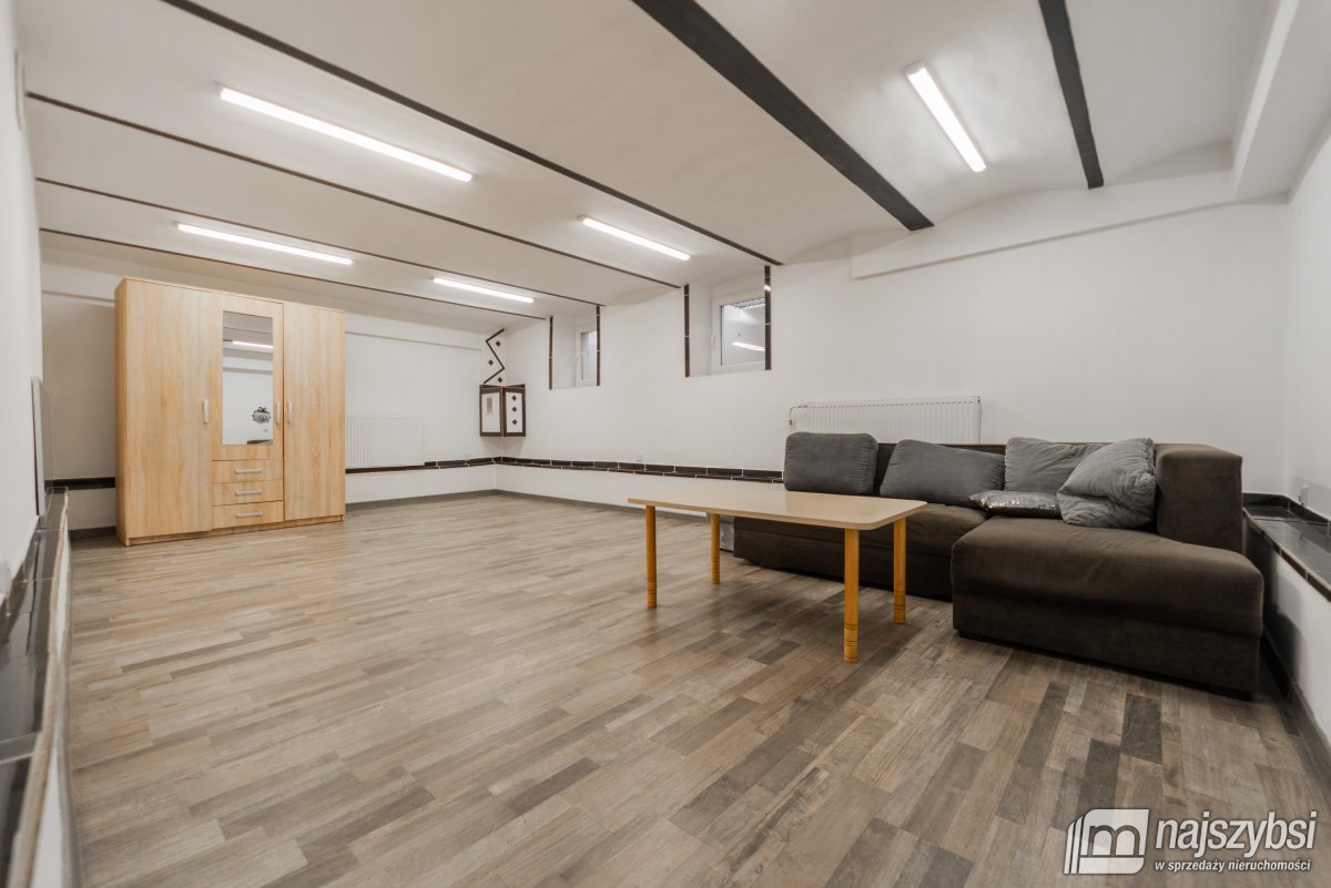 DOLICE - Piękny dom wolnostojący 260m2 + ogródek (16)