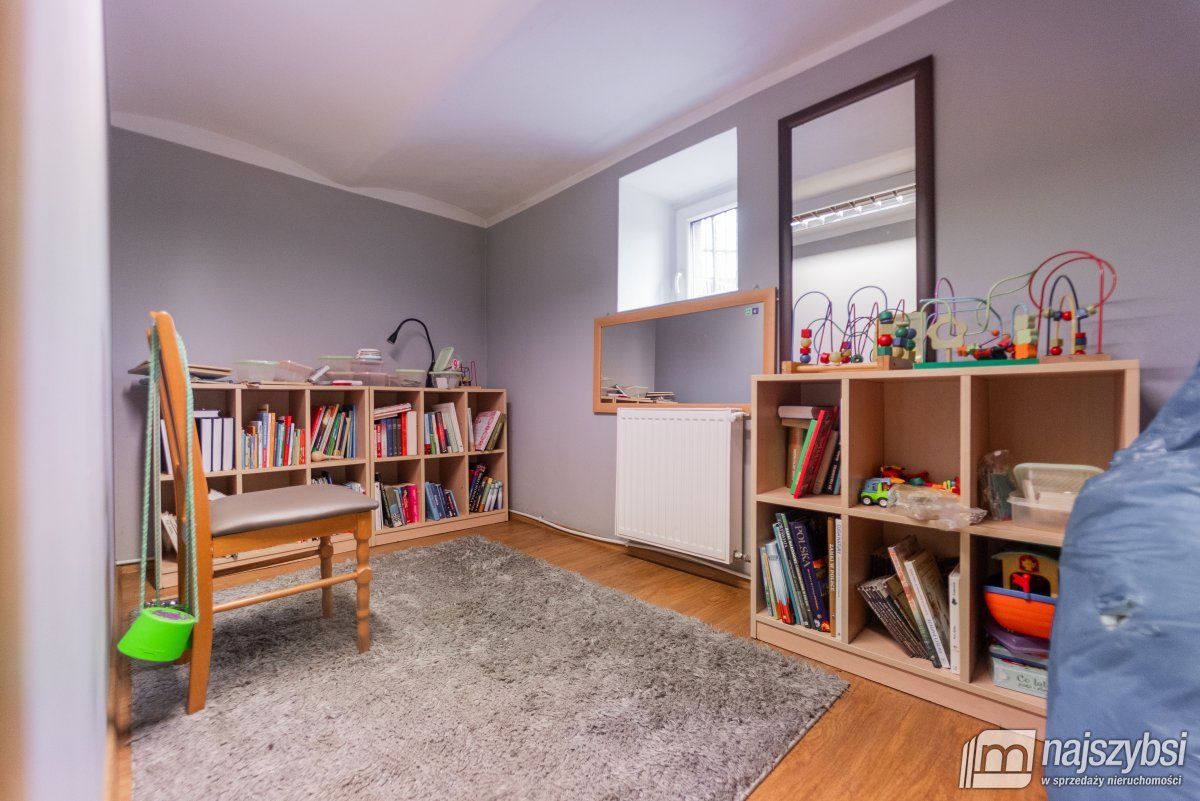 DOLICE - Piękny dom wolnostojący 260m2 + ogródek (21)