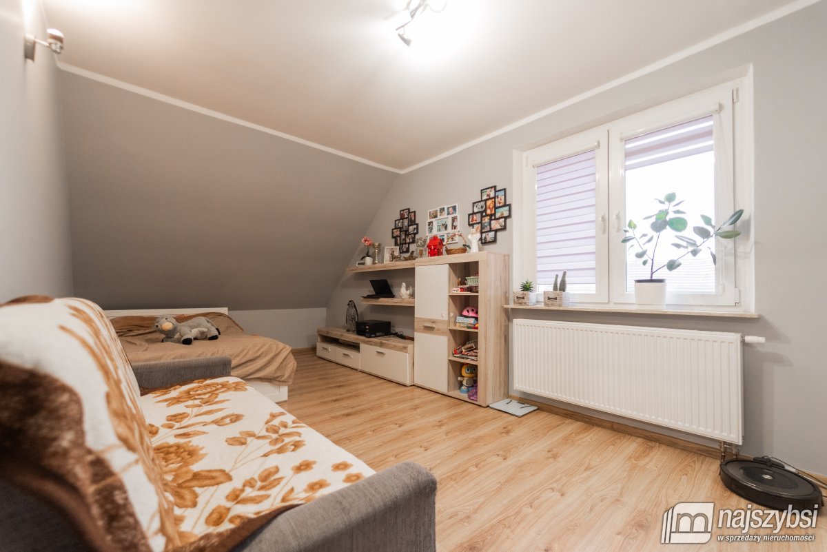 DOLICE - Piękny dom wolnostojący 260m2 + ogródek (25)