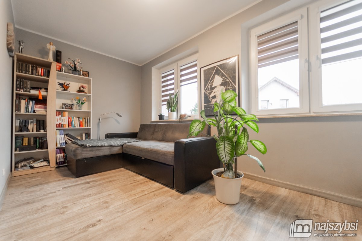 DOLICE - Piękny dom wolnostojący 260m2 + ogródek (26)